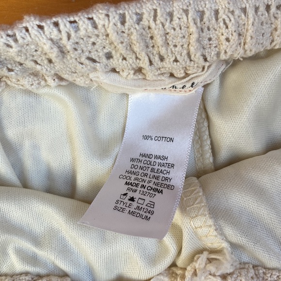 Boho crochet shorts - Picture 2 of 3